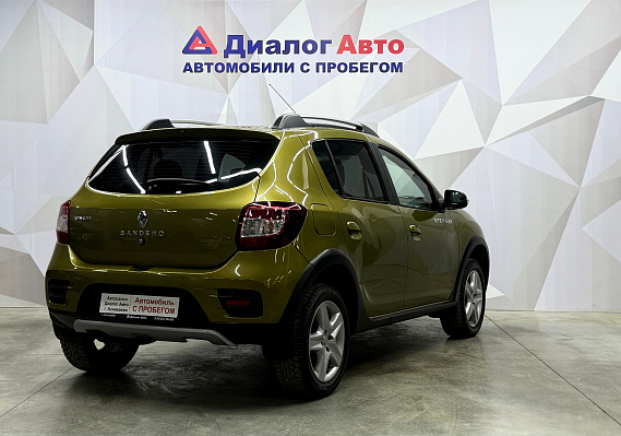 Renault Sandero Privilege, 2015 года, пробег 102463 км