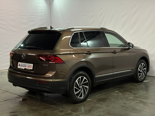 Volkswagen Tiguan Exclusive, 2018 года, пробег 151064 км