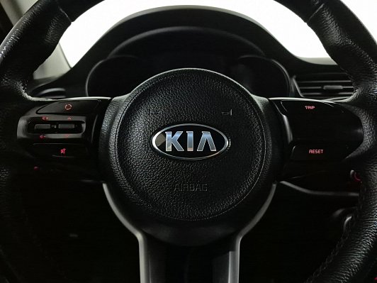 Kia Rio Luxe RED Line, 2017 года, пробег 143070 км