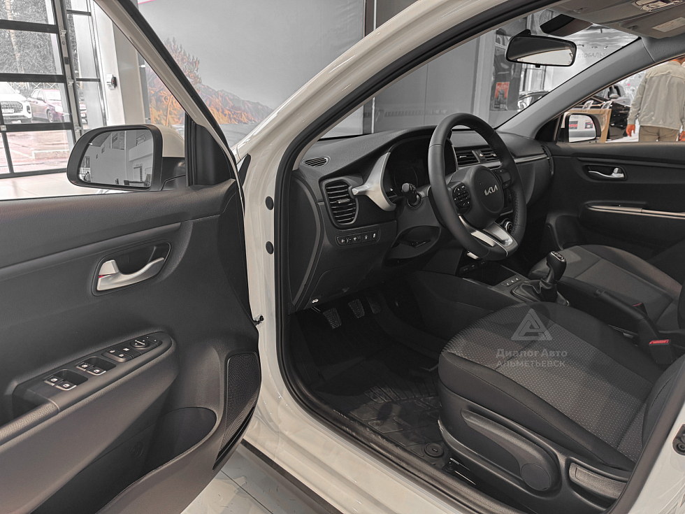 Solaris KRX Luxe, белый