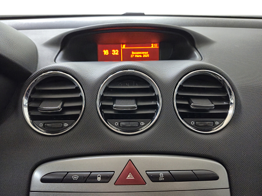 Peugeot 408 Style, 2014 года, пробег 218981 км