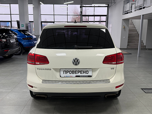 Volkswagen Touareg, 2010 года, пробег 223384 км