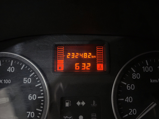 Renault Logan Prestige, 2013 года, пробег 232481 км