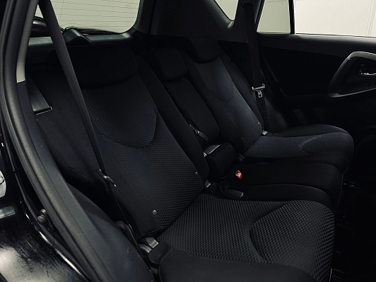 Toyota RAV4 Луна, 2009 года, пробег 293500 км