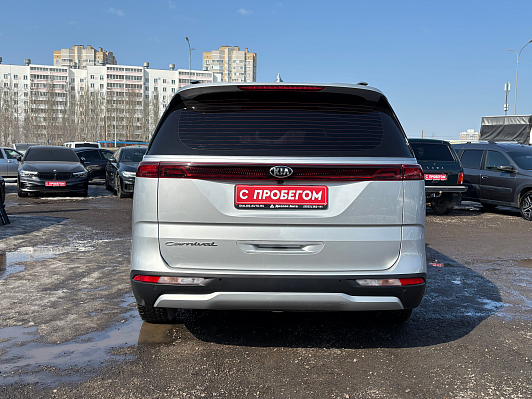 Kia Carnival, 2021 года, пробег 49142 км
