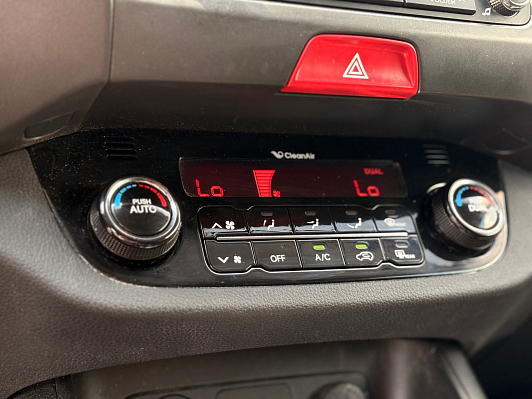 Kia Sportage Luxe, 2010 года, пробег 246370 км