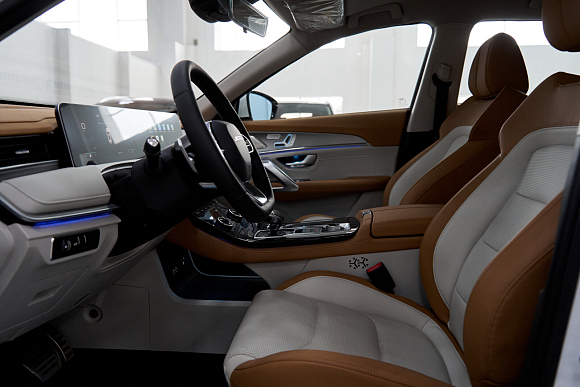 JETOUR X70 Plus Luxury, белый