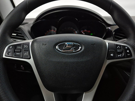 Lada (ВАЗ) Vesta Comfort, 2018 года, пробег 101760 км