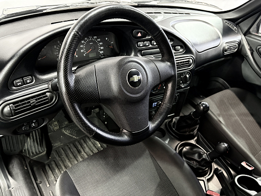 Chevrolet Niva GL, 2015 года, пробег 108000 км