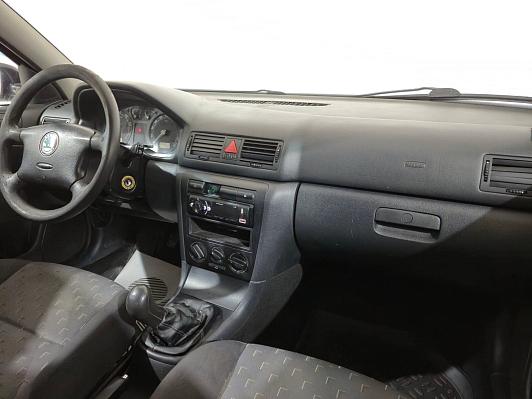 Skoda Octavia, 2007 года, пробег 208905 км