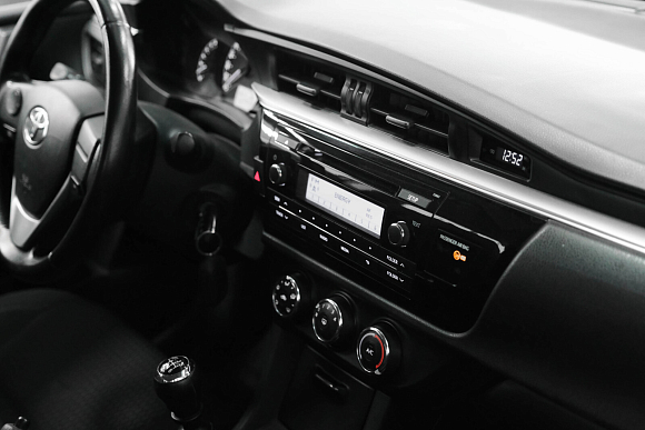 Toyota Corolla, 2014 года, пробег 175000 км