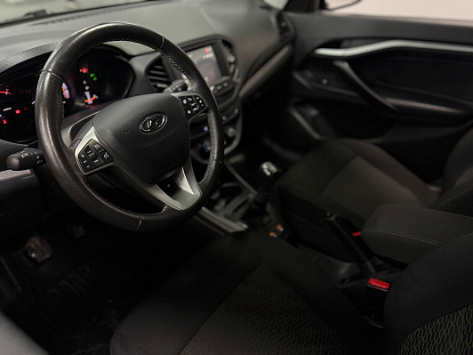Lada (ВАЗ) Vesta Luxe, 2021 года, пробег 88000 км