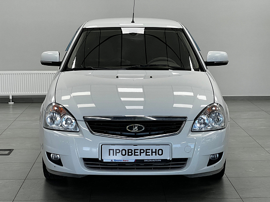 Lada (ВАЗ) Priora Люкс, 2011 года, пробег 111000 км