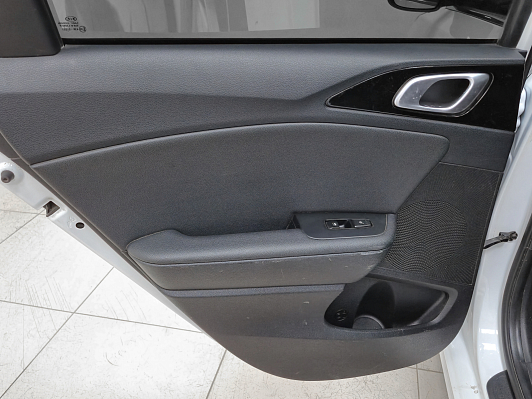 Kia Ceed Prestige, 2020 года, пробег 162115 км