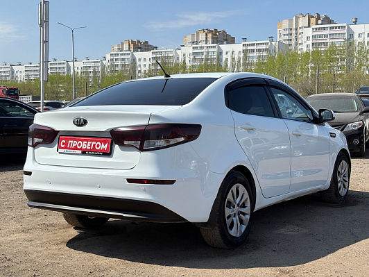 Kia Rio Luxe, 2015 года, пробег 140291 км
