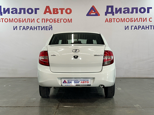 Lada (ВАЗ) Granta, 2018 года, пробег 138000 км