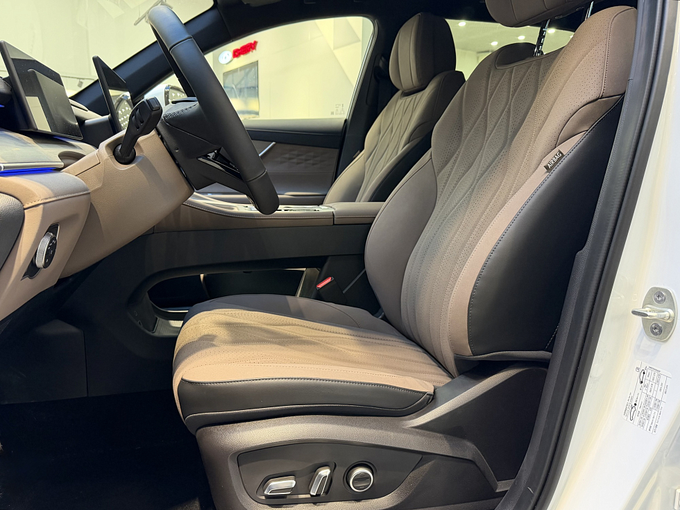 TENET T8 Ультра 4WD, белый