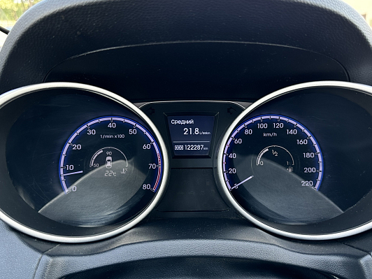 Hyundai ix35 Base, 2012 года, пробег 122000 км