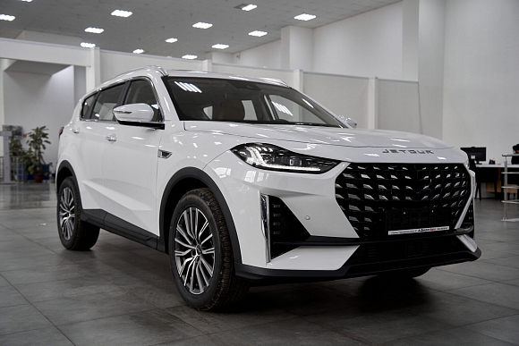 JETOUR X70 Plus Luxury, белый