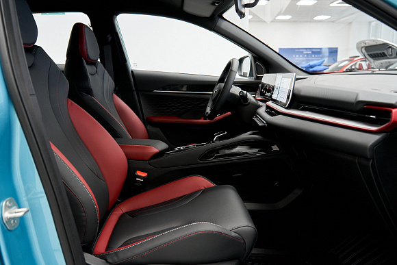 Geely Coolray Comfort, голубой