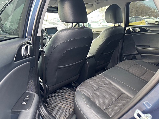 Kia Ceed Premium, 2019 года, пробег 63760 км