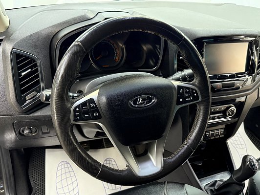 Lada (ВАЗ) XRAY BLACK, 2020 года, пробег 83981 км