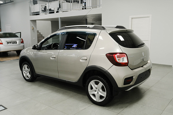 Renault Sandero Confort, 2017 года, пробег 118285 км