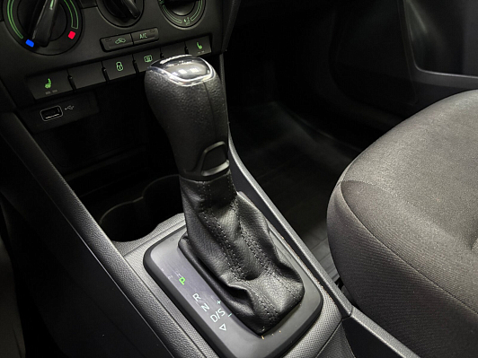 Skoda Rapid Hockey Edition Active, 2018 года, пробег 105178 км