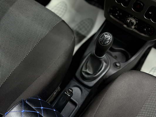 Renault Sandero Authentique, 2012 года, пробег 184439 км