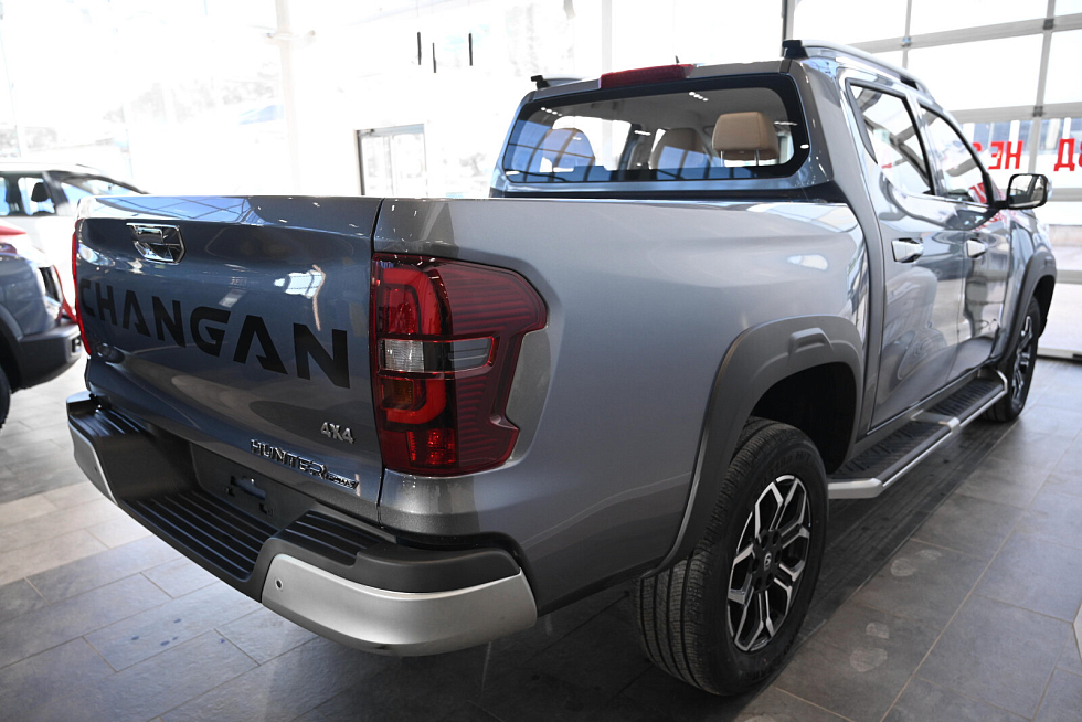 Changan Hunter Plus Комфорт, серый