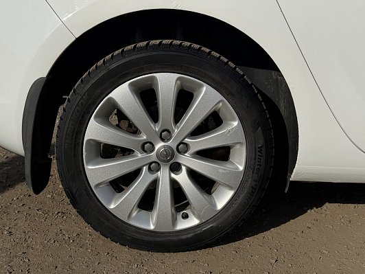 Opel Astra Cosmo, 2011 года, пробег 196000 км