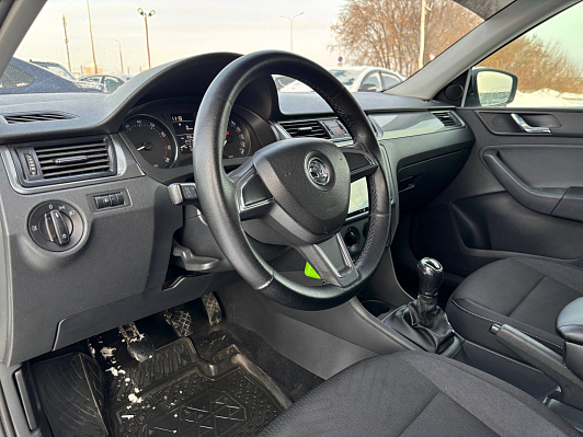 Skoda Rapid, 2014 года, пробег 243390 км