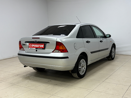 Ford Focus, 2004 года, пробег 302660 км