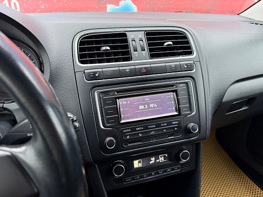 Volkswagen Polo Comfortline, 2015 года, пробег 244924 км