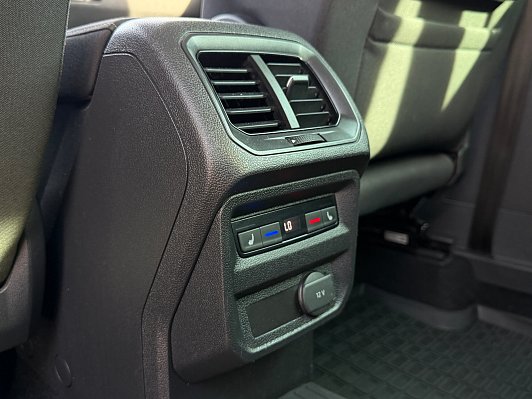 Volkswagen Tiguan CONNECT, 2017 года, пробег 268250 км