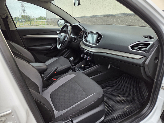 Lada (ВАЗ) Vesta, 2023 года, пробег 40130 км