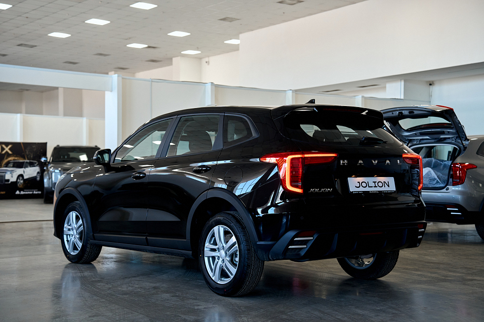 Haval Jolion Оптимум, черный