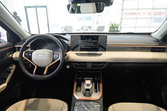Haval Jolion Elite, красный
