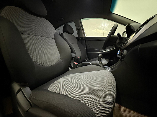 Hyundai Solaris Optima, 2013 года, пробег 215469 км