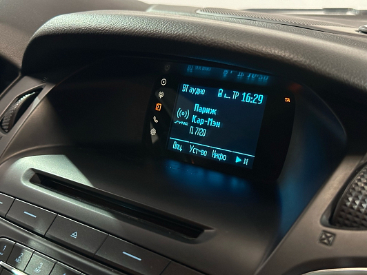 Ford Focus SYNC Edition, 2015 года, пробег 101000 км