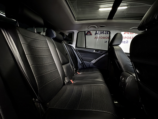 Volkswagen Tiguan, 2009 года, пробег 178244 км