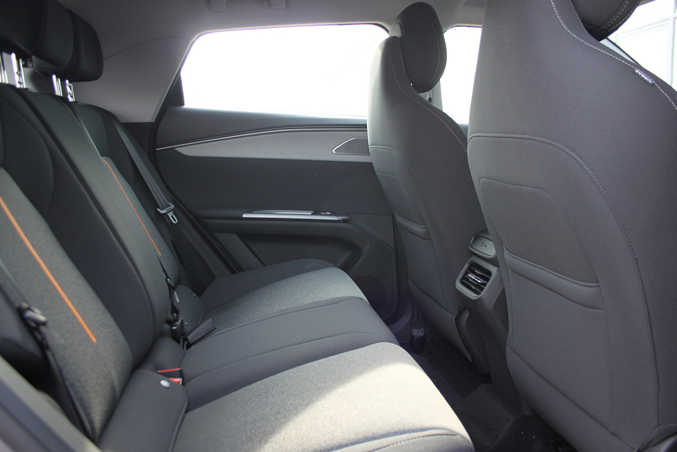 Omoda C5 Актив, серый