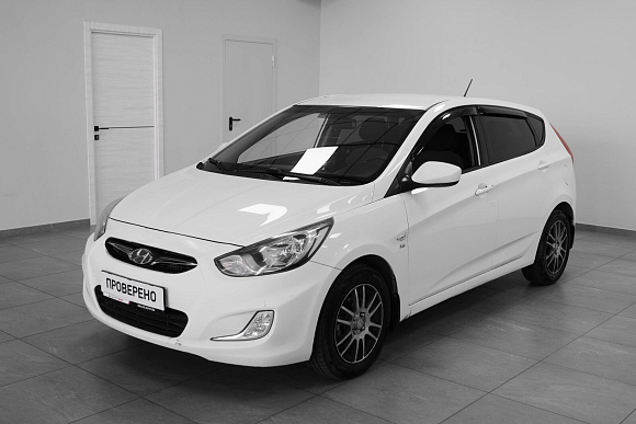 Hyundai Solaris Active, 2013 года, пробег 137000 км