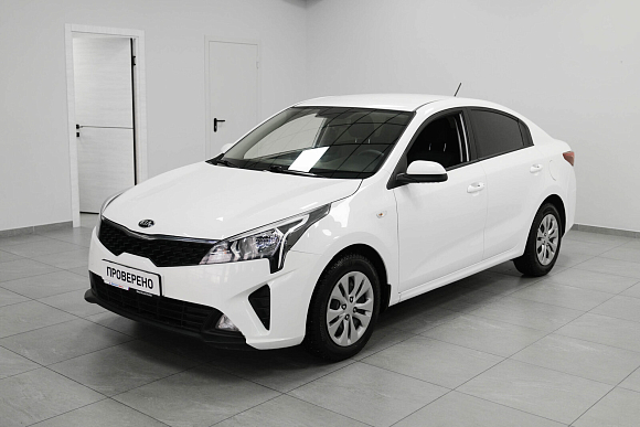 Kia Rio Luxe, 2021 года, пробег 74500 км