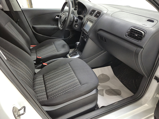 Volkswagen Polo Comfortline, 2019 года, пробег 91424 км