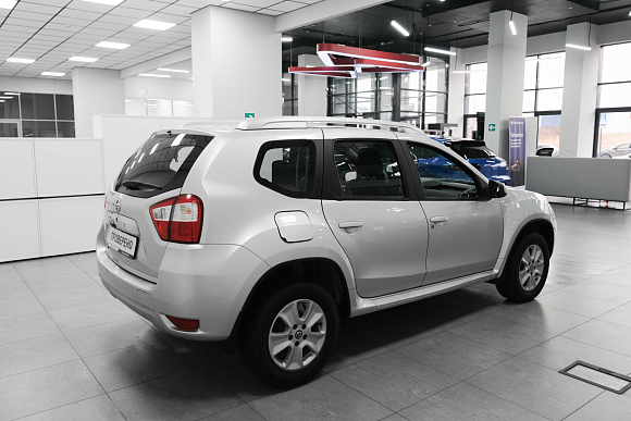 Nissan Terrano Elegance, 2019 года, пробег 20000 км