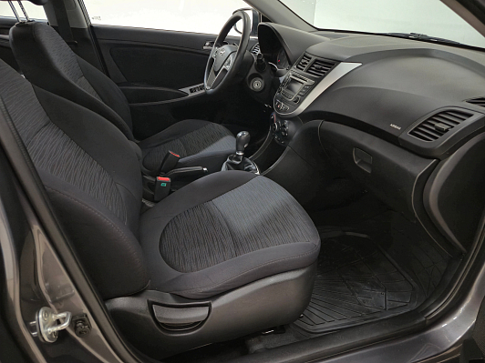 Hyundai Solaris Comfort, 2015 года, пробег 117638 км