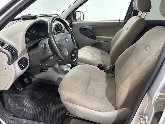 Lada (ВАЗ) Kalina, 2011 года, пробег 323162 км