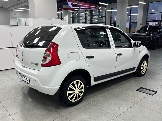 Renault Sandero Authentique, 2012 года, пробег 191298 км