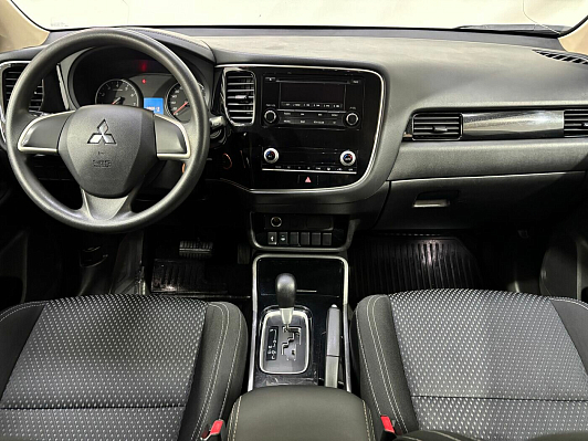 Mitsubishi Outlander Inform, 2020 года, пробег 90700 км